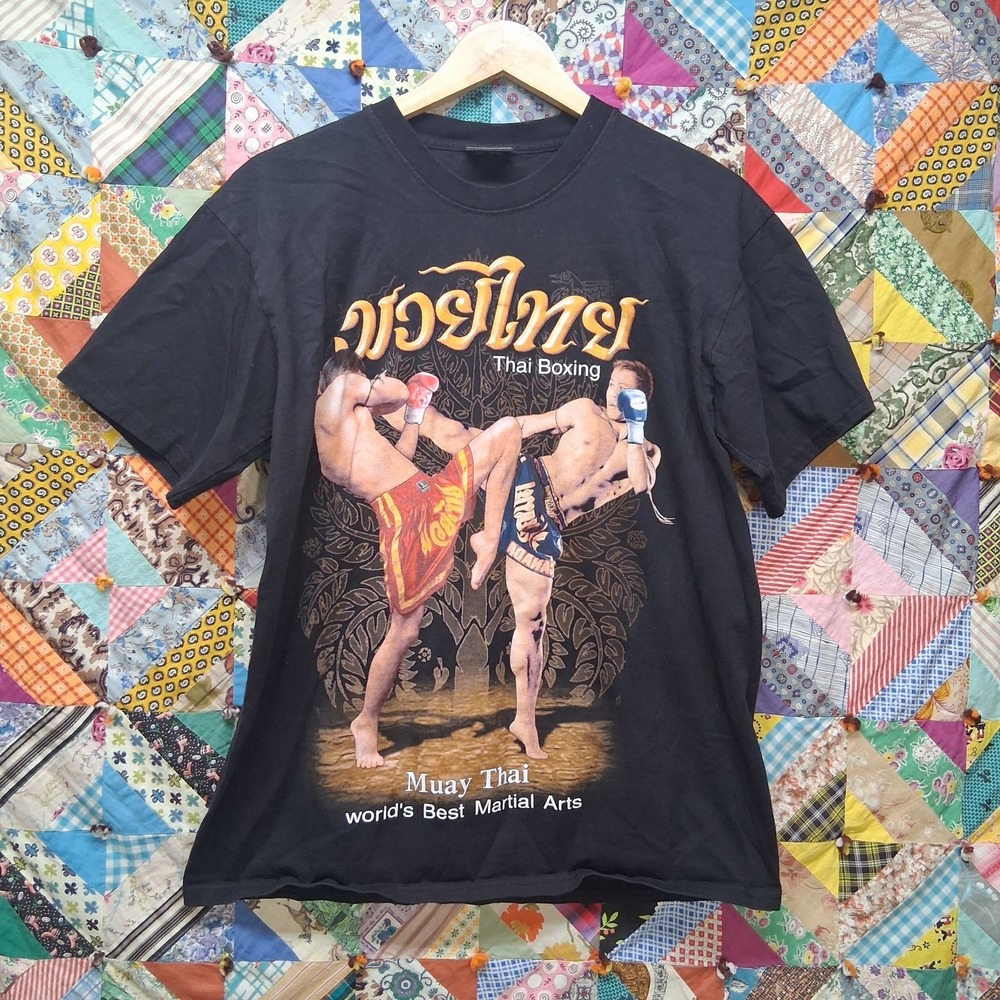 Muay Thai Boxing T-Shirt Men's Large Black Martial Arts Graphic Tee Made in Thai